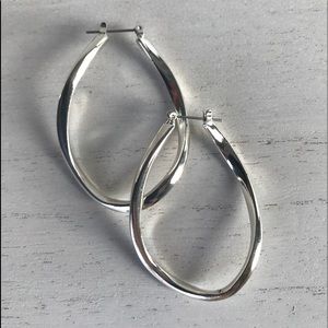 3️⃣ for $10 - Silver hoop earrings